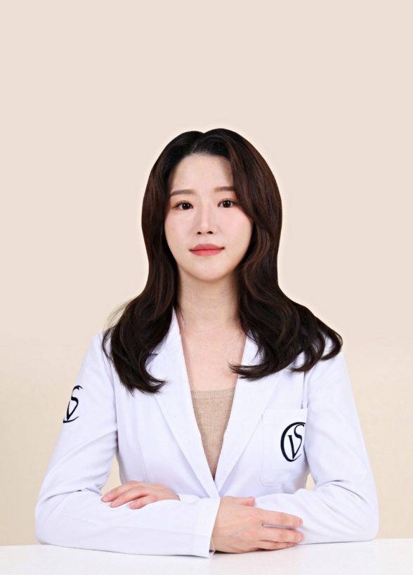 Dr. Melina